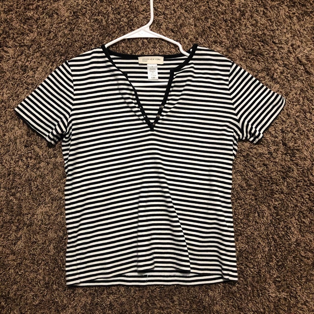 Black striped top